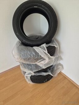 BMW Letne pneu runflat 225/55/17 97w