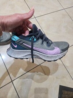 tenisky NIKE
