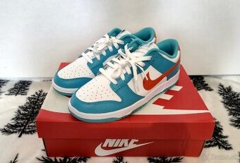 Nike dunk low retro