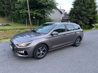 Hyundai i30 CW 1.6 CRDi Family