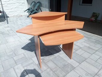 stolik pod PC