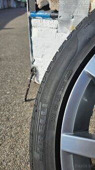 letne gumy 235/45 r18