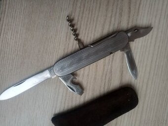 Starý nôž Sandrik