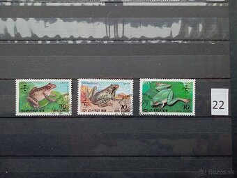 Poštové známky č.438 - ÁZIA - 20 ks sérií