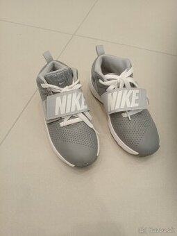 Detské botasky Nike 35,5