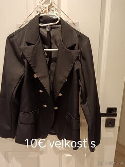 Predám dámske oblečenie veľkosť S