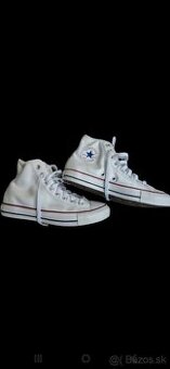 Biele kožené tenisky converse