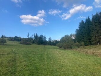 Rakova slnecny rovinaty pozemok 4km od Čadce