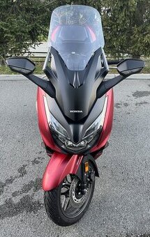 Honda Forza 125 rv. 2021, najazd 1391 km