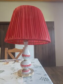 Stolová lampa