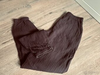 Mušelínové nohavice z Ľanovo