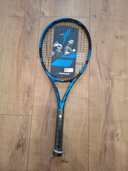tenisova raketa babolat pure drive