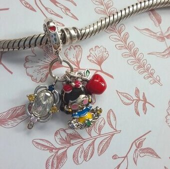 Prívesok Snehulienka