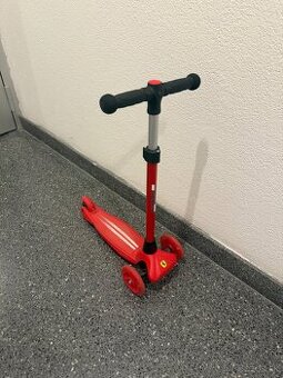 Detská trojkolka Ferrari
