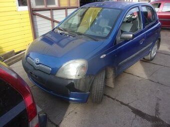 TOYOTA YARIS 2001