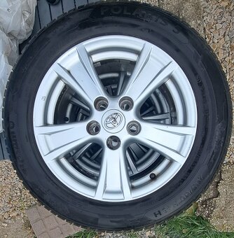 Toyota Verso 1,8 benzin,automat,7miest,kup v SR,2x elektrony