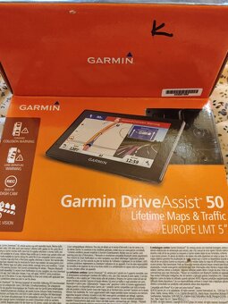 Špičková autonavigácia s Full HD kamerou so záznamom