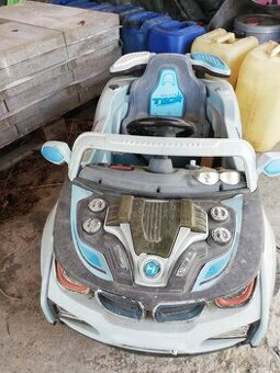 Predám detské elektrické autíčko, třeba vymeniť baterku