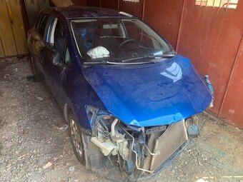 Rozpredam Toyota Auris 1.33 VTI facelift