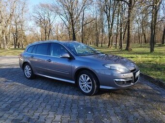 Renault Laguna AC Kombi, šedá metalíza