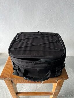 Taška na topcase.