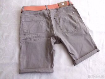 Trussardi pánske krátke nohavice  M-32