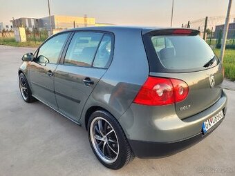 Predám Volkswagen Golf V 1.9 TDI 77 KW