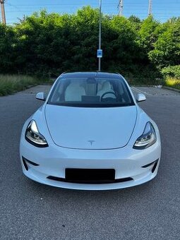 Tesla 3 Performance 4x4 facelift