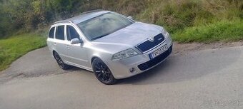 Predam skodu octavia 2 cena 2200€ plati do zmazania