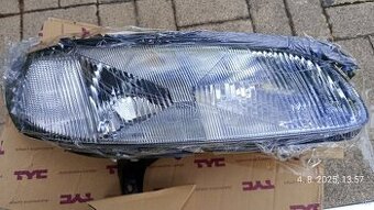 Opel Omega reflektory