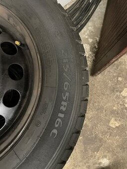 215/65 r16 c