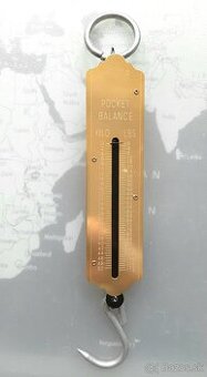 Závesná váha retro