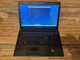 Lenovo B5400 s Intel i5,8gb ram,SSD a 15,6"HD LCD