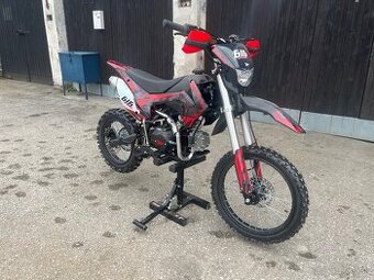 Pitbike xtr 125cm3 17/14 stav 0km