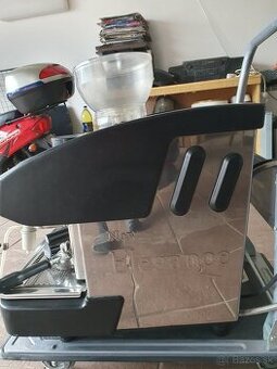 Profesionalný kávovar