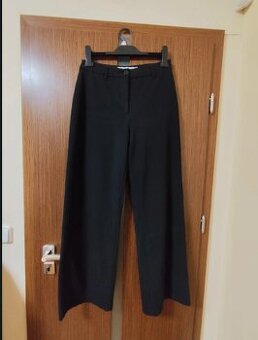 Bershka elegantné čierne nohavice veľ.38, stav ako na fotke