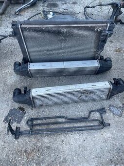 Mercedes w204 c class chladičova stena okuliare