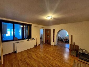 EXKLUZÍVNE_prenájom_rodinný dom_Levice - 1