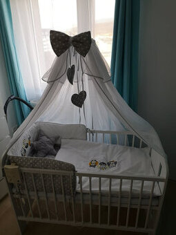 Detská postieľka s príslušenstvom