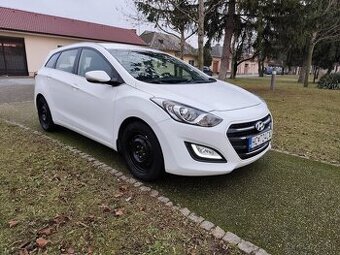 Hyundai i30 CW 1.6i MPI 88kW 2017 Slovenske 93tis.km