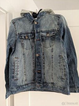 Rifľová bunda s kapucňou