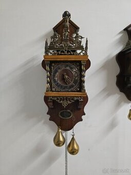 Nástenné drevene hodiny wuba plné funkčné  velke