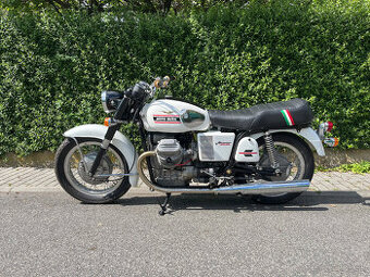 Moto Guzzi V7 Special, r.v. 1972 s TP