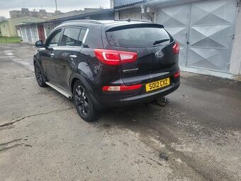 Kia Sportage.2.0 CRDI .4X4 100KW
