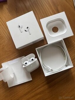 Apple AirPods (3. generácia)