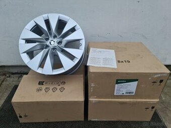5X112 R19 ŠKODA OEM- 5LA 601 025