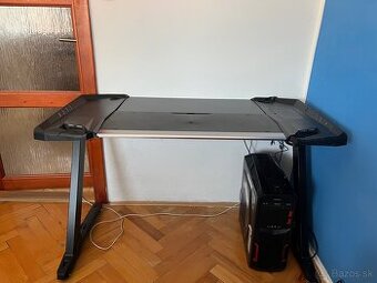 Ultradesk herný stôl