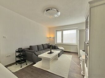 Prenájom slnečný 2-izbový byt po rekonštrukcii – zariadený