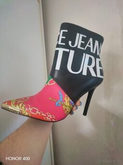 Versace Jeans Couture