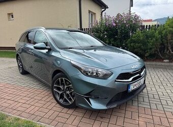 Kia Ceed 1,5 T-GDI 117KW(159ps)combi,2022, 52000km,LED
